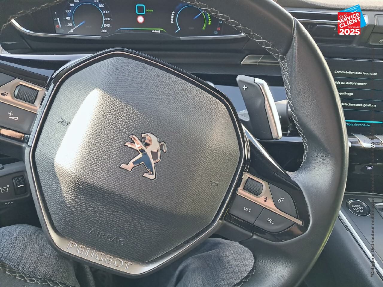 Véhicule d'occasion PEUGEOT 508 SW HYBRID 225CH ALLURE PACK E-EAT8 chez Peugeot Reims