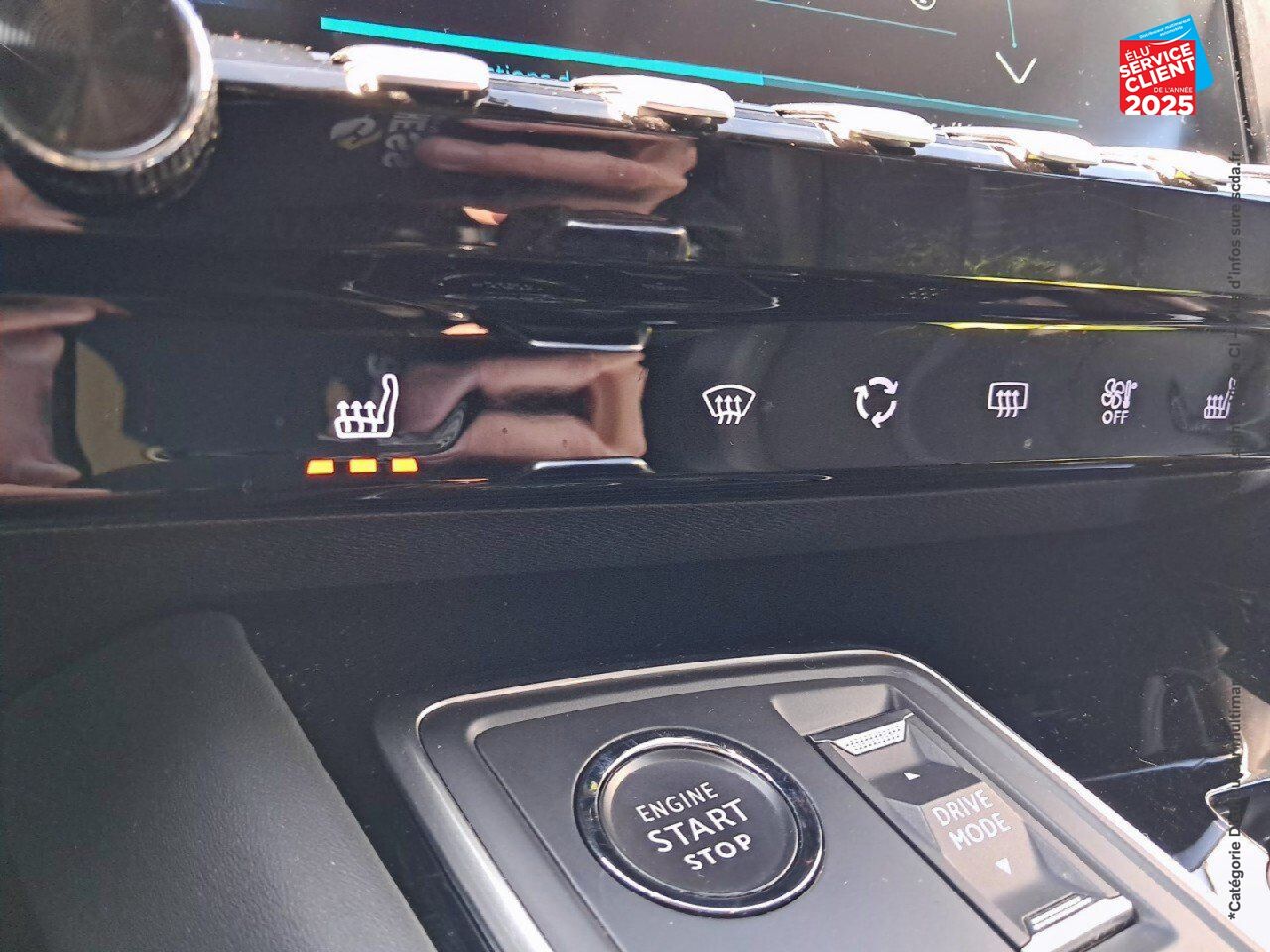 Véhicule d'occasion PEUGEOT 508 SW HYBRID 225CH ALLURE PACK E-EAT8 chez Peugeot Reims