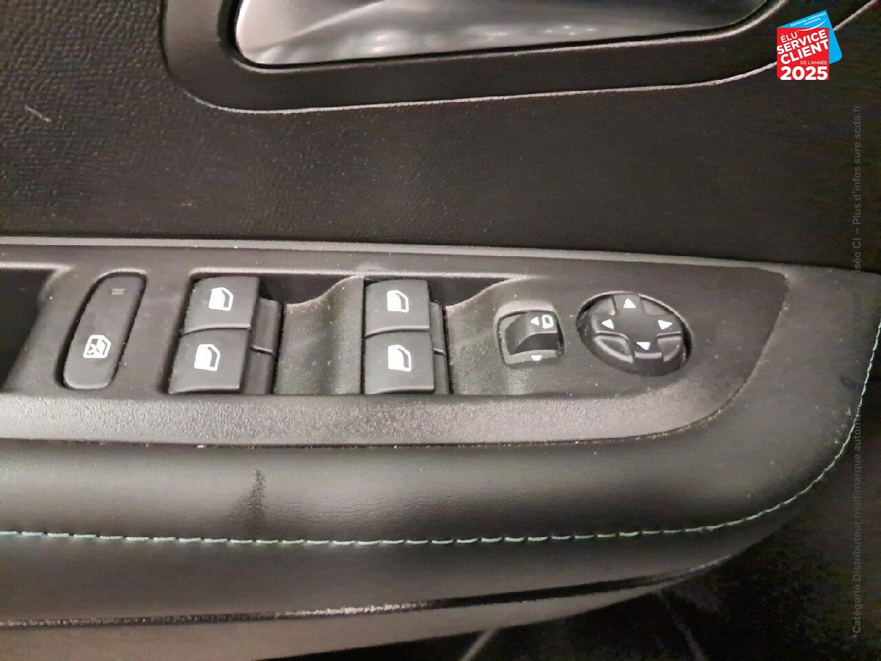 Véhicule d'occasion PEUGEOT 208 1.2 PURETECH 100CH S/S ALLURE EAT8 chez Peugeot Hirson