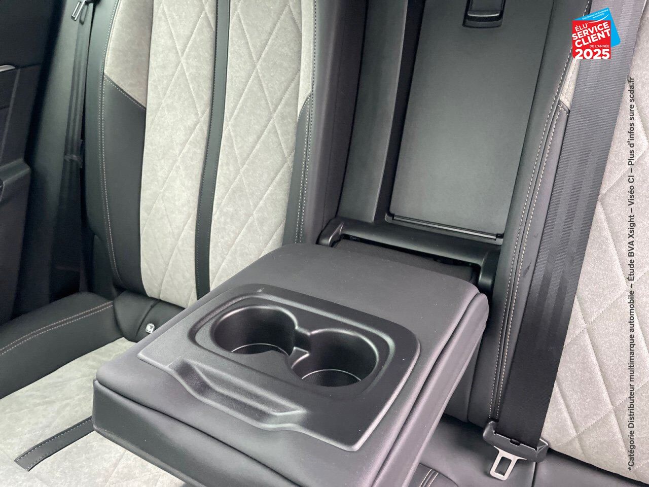 Véhicule d'occasion PEUGEOT 508 SW HYBRID 225CH GT PACK E-EAT8 TOUVRANT SIEGES CHAUF GPS CAMERA CARPLAY chez Renault Colmar