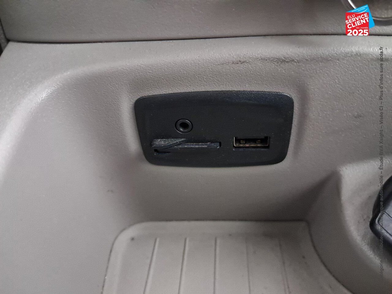 Véhicule d'occasion RENAULT ZOE ZEN CHARGE NORMALE R90 GPS RADAR AR chez Renault Colmar