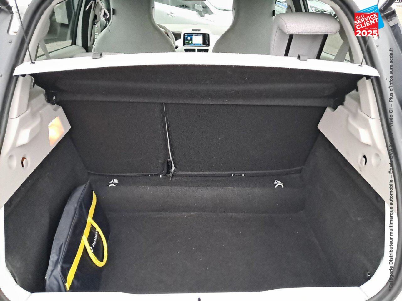 Véhicule d'occasion RENAULT ZOE ZEN CHARGE NORMALE R90 GPS RADAR AR chez Renault Colmar