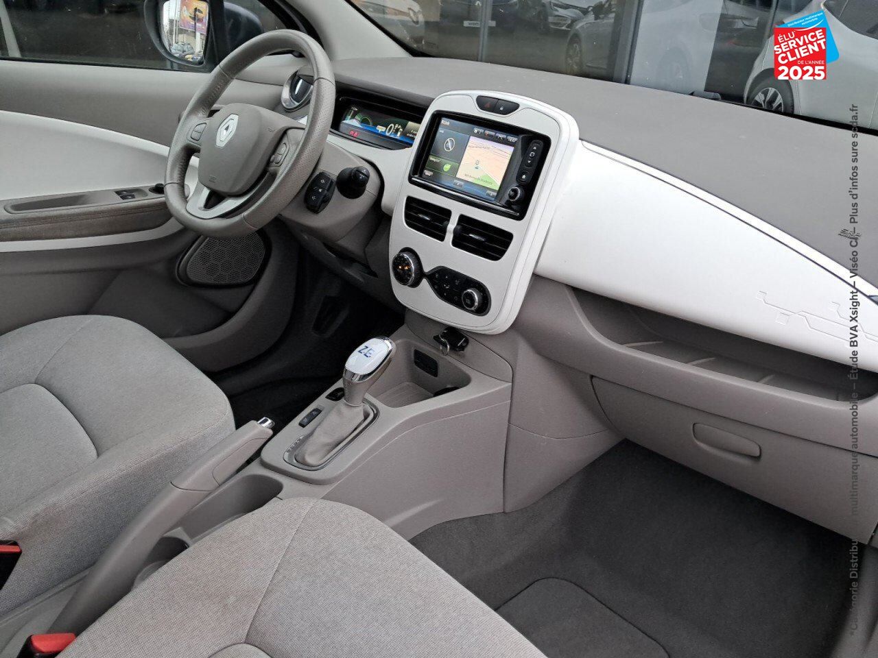 Véhicule d'occasion RENAULT ZOE ZEN CHARGE NORMALE R90 GPS RADAR AR chez Renault Colmar
