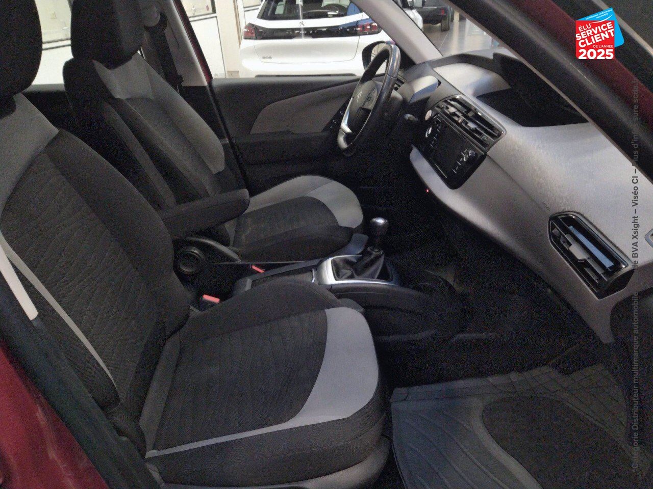 Véhicule d'occasion CITROEN GRAND C4 PICASSO PURETECH 130CH FEEL S/S CAMERA chez Toyota Thionville