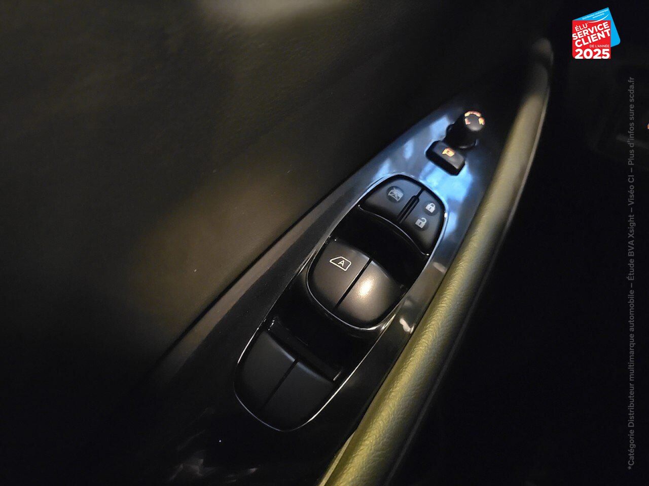 Véhicule d'occasion NISSAN LEAF 150CH 40KWH TEKNA 22 chez Renault Montbéliard