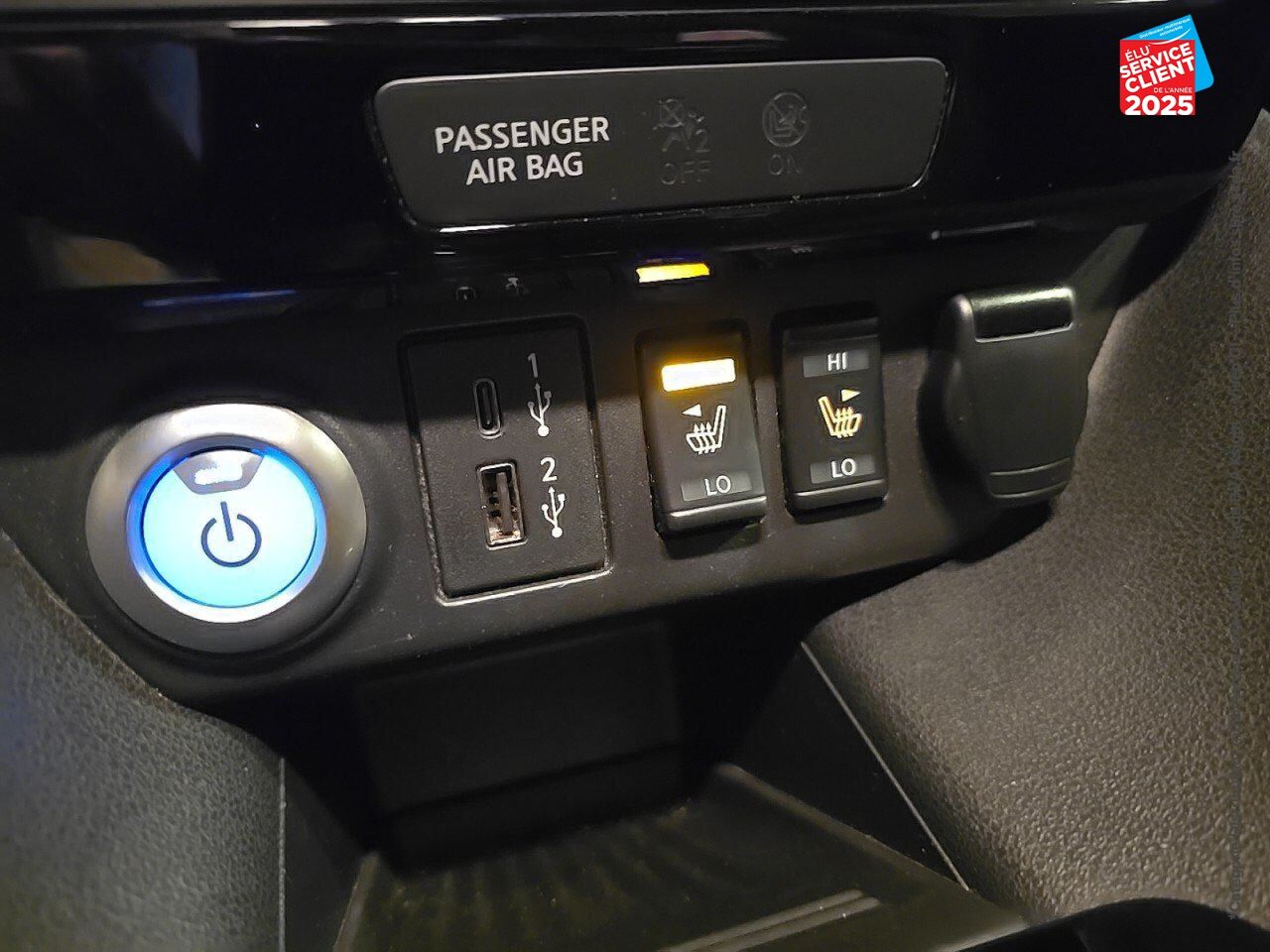 Véhicule d'occasion NISSAN LEAF 150CH 40KWH TEKNA 22 chez Renault Montbéliard