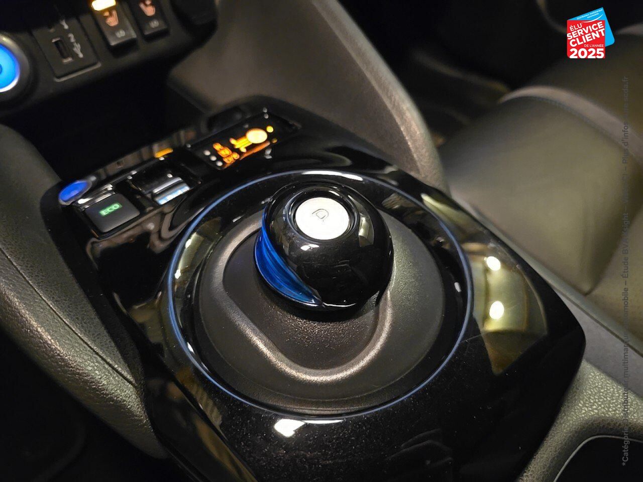 Véhicule d'occasion NISSAN LEAF 150CH 40KWH TEKNA 22 chez Renault Montbéliard