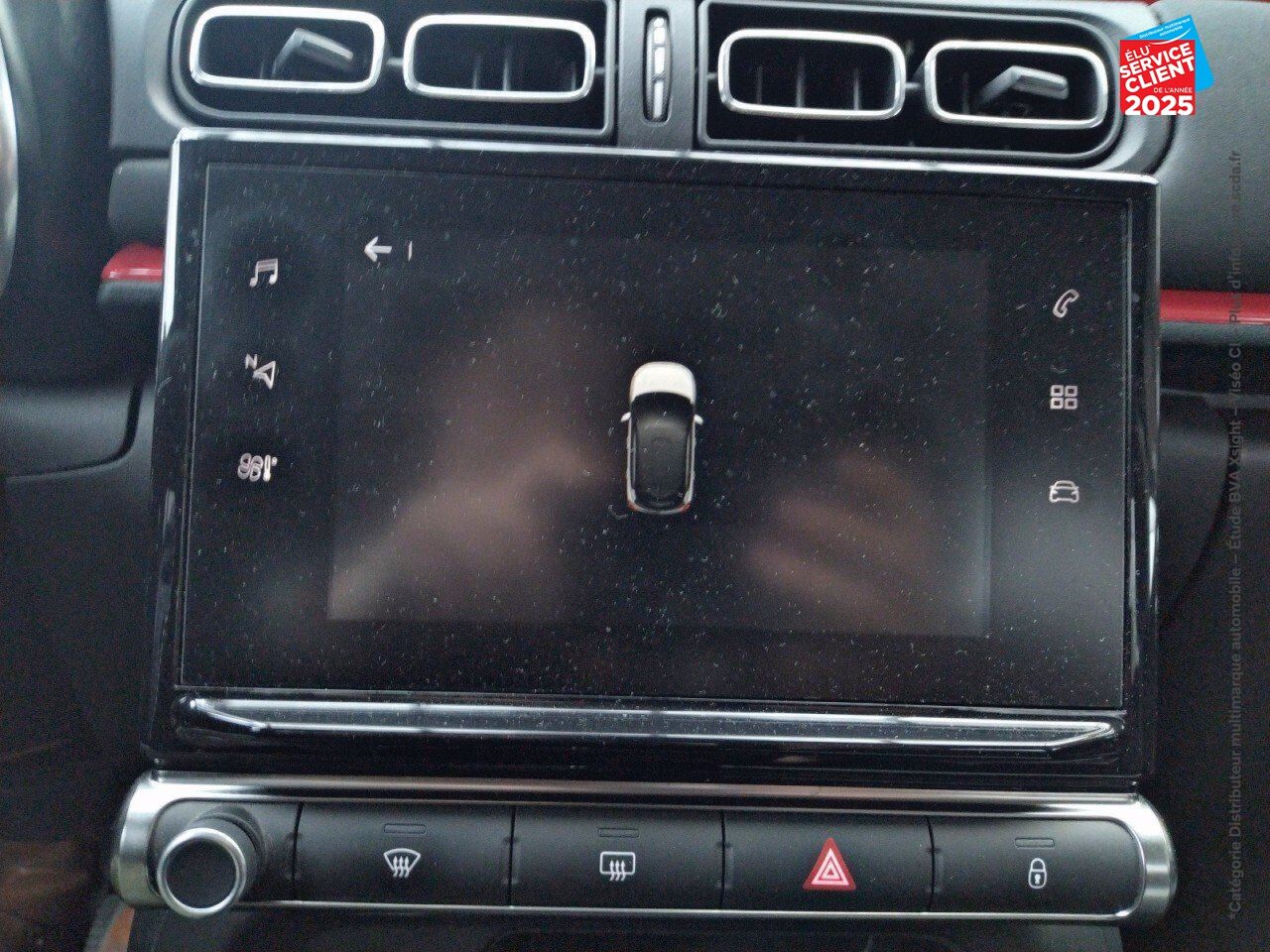 Véhicule d'occasion CITROEN C3 PURETECH 110CH SHINE SS E6.D chez HESS Automobile