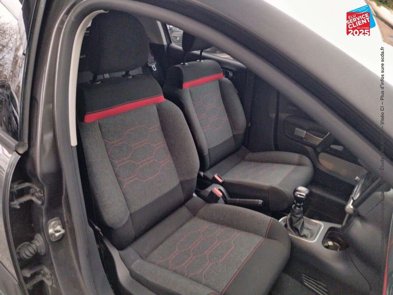 Véhicule d'occasion CITROEN C3 PURETECH 110CH SHINE SS E6.D chez HESS Automobile