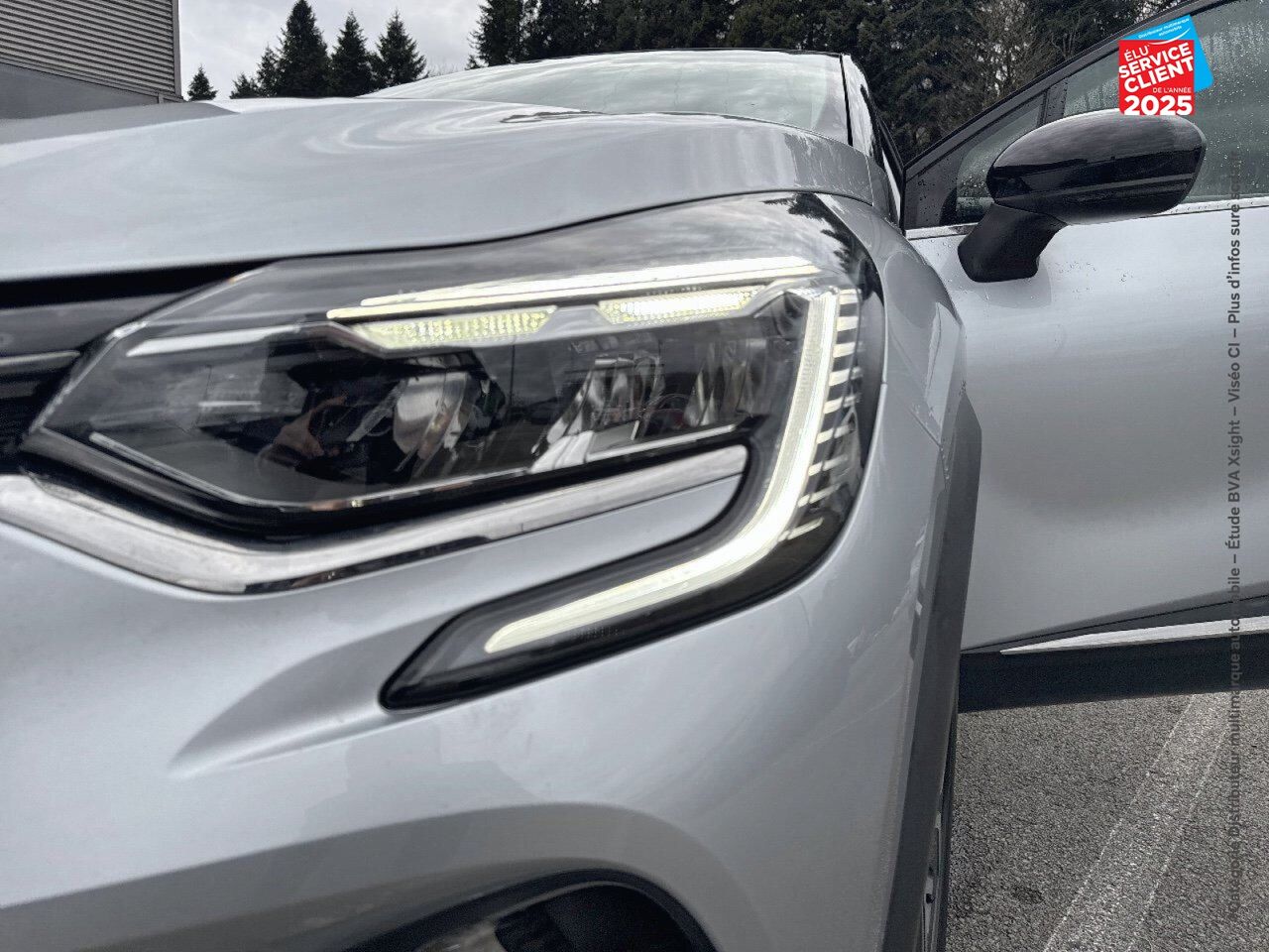 Véhicule d'occasion RENAULT CAPTUR 1.6 E-TECH HYBRIDE RECHARGEABLE 160CH INTENS -21 CAMERA chez Renault Sélestat