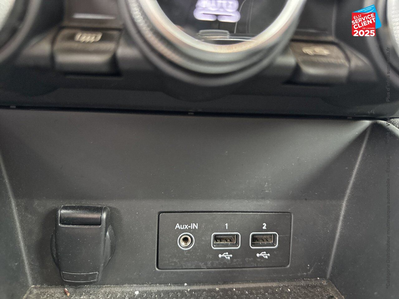 Véhicule d'occasion RENAULT CAPTUR 1.6 E-TECH HYBRIDE RECHARGEABLE 160CH INTENS -21 CAMERA chez Renault Sélestat