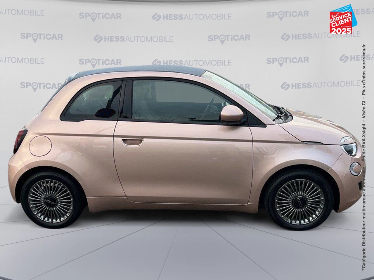 Véhicule d'occasion FIAT 500C E 118CH ICONE chez Toyota Belfort