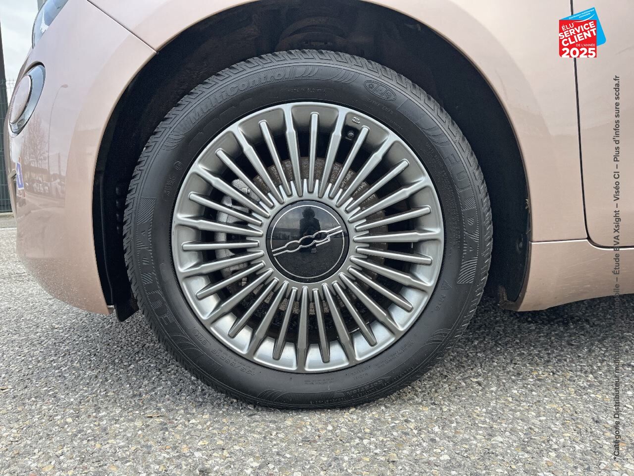 Véhicule d'occasion FIAT 500C E 118CH ICONE chez Toyota Belfort