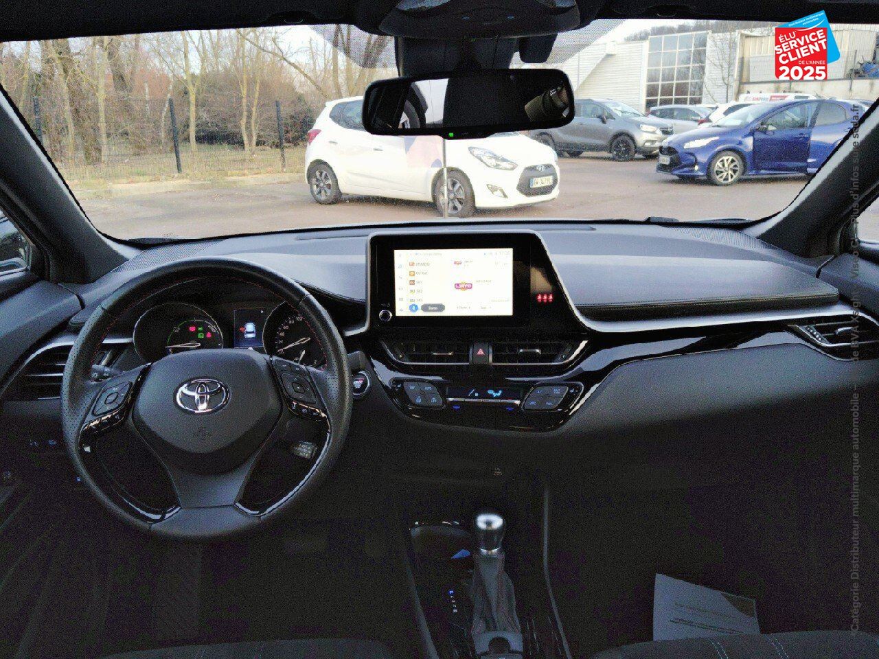 Véhicule d'occasion TOYOTA C-HR 1.8 HYBRIDE 122CH GR SPORT E-CVT SIEGES CHAUF CAMERA chez Toyota Thionville