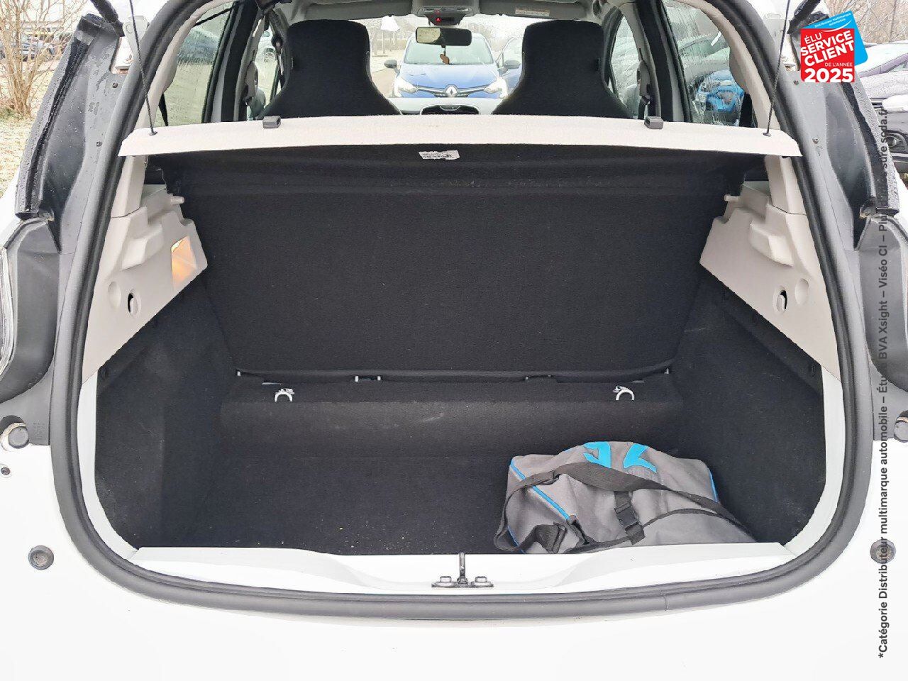Véhicule d'occasion RENAULT ZOE INTENS CHARGE NORMALE R90 chez Hyundai Chalons