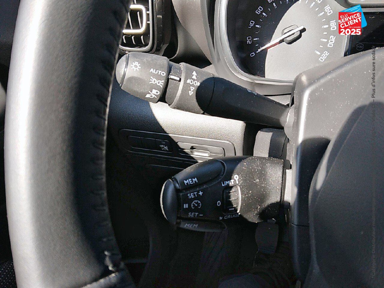 Véhicule d'occasion CITROEN C3 AIRCROSS PURETECH 110CH SS SHINE PACK chez Dacia Montbéliard