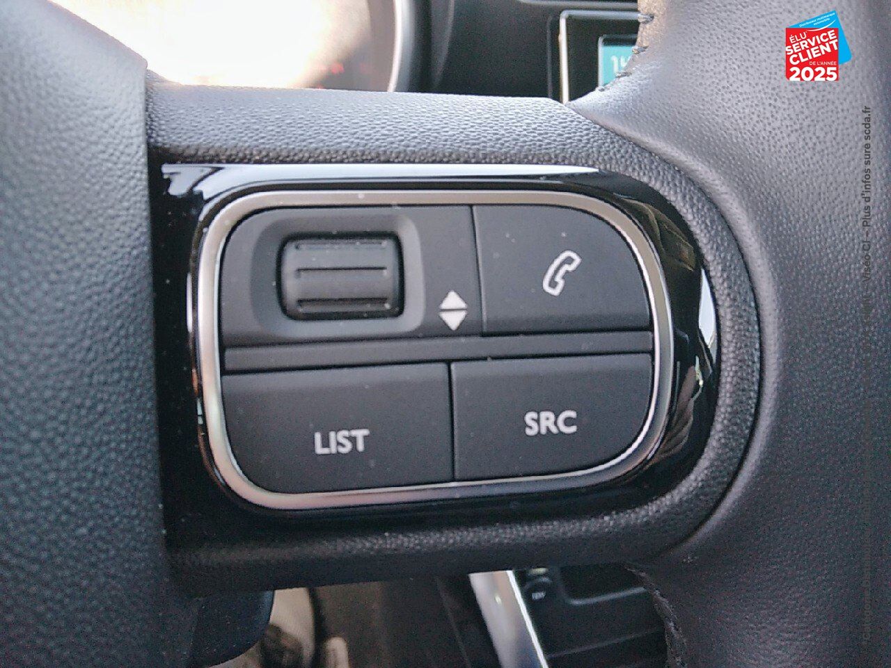 Véhicule d'occasion CITROEN C3 AIRCROSS PURETECH 110CH SS SHINE PACK chez Dacia Montbéliard
