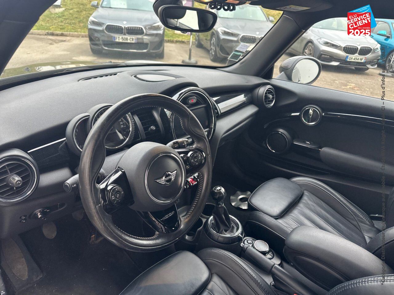 Véhicule d'occasion MINI MINI COOPER S 192CH SIEGES CUIR chez BMW Pontarlier