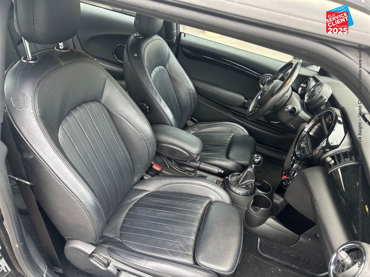 Véhicule d'occasion MINI MINI COOPER S 192CH SIEGES CUIR chez BMW Pontarlier