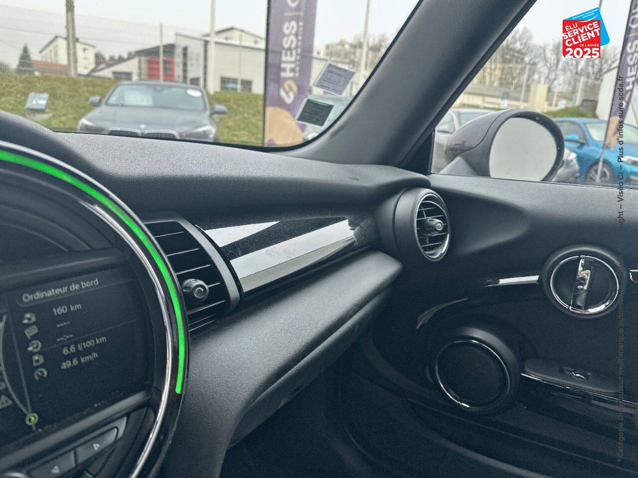 Véhicule d'occasion MINI MINI COOPER S 192CH SIEGES CUIR chez BMW Pontarlier