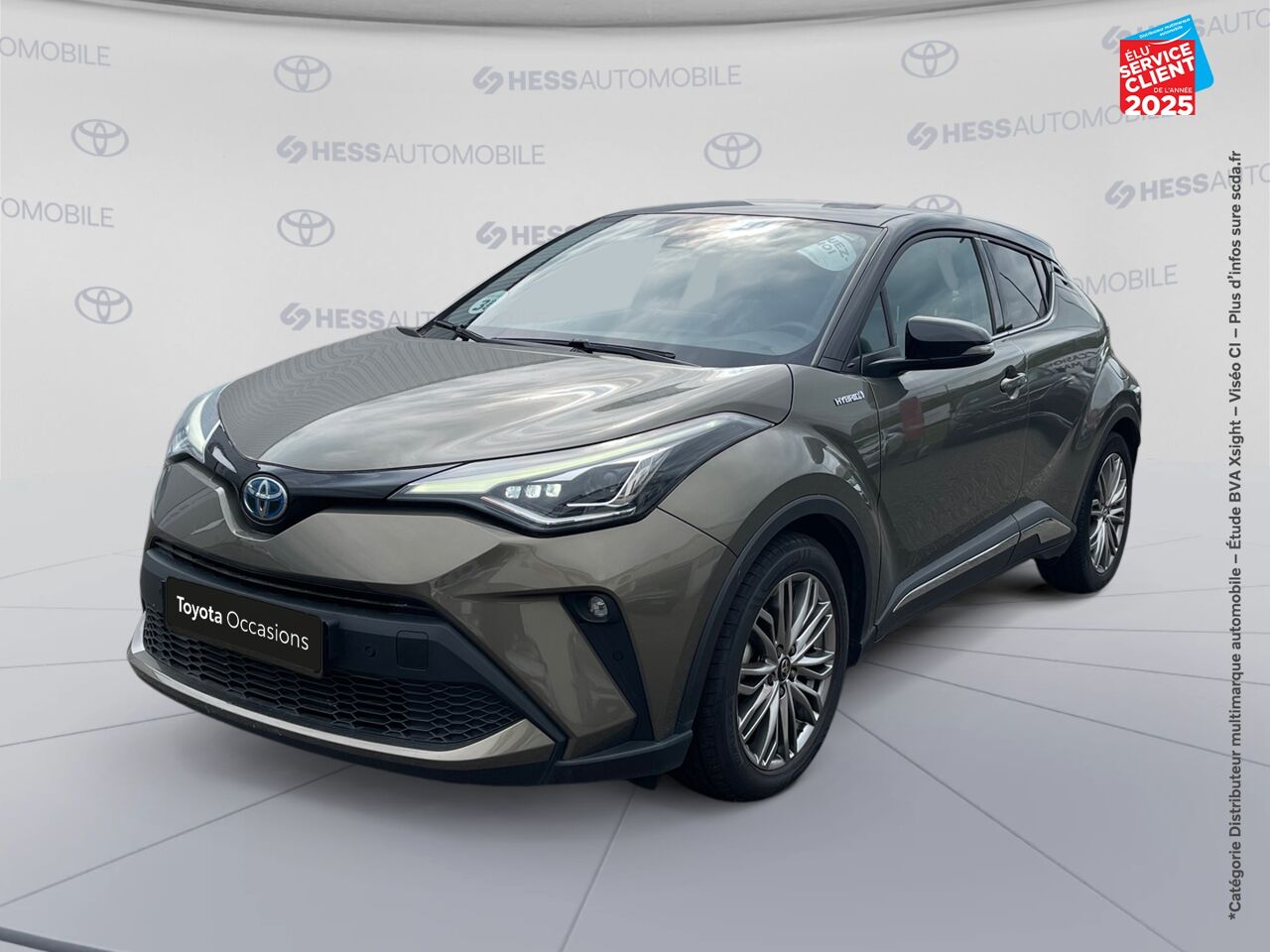 Véhicule d'occasion TOYOTA C-HR 184H DISTINCTIVE 2WD E-CVT MY20 chez Toyota Sarreguemines