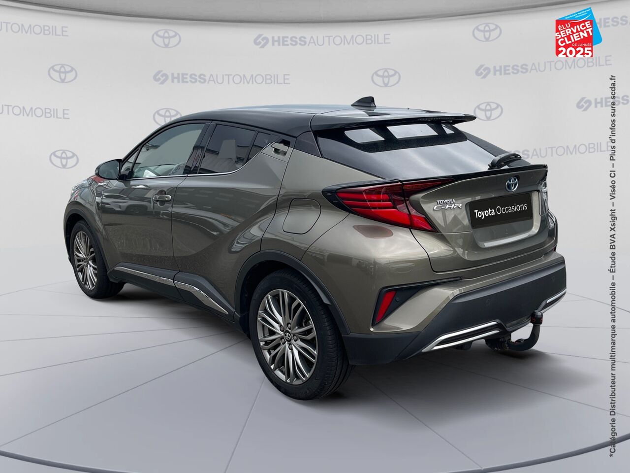 Véhicule d'occasion TOYOTA C-HR 184H DISTINCTIVE 2WD E-CVT MY20 chez Toyota Sarreguemines