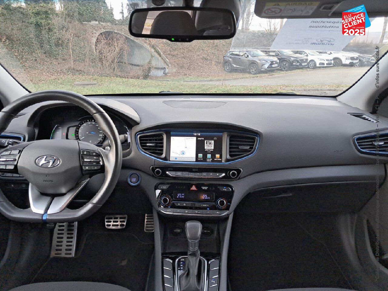 Véhicule d'occasion HYUNDAI IONIQ HYBRID 141 CH CREATIVE GPS CAMERA chez Hyundai Reims