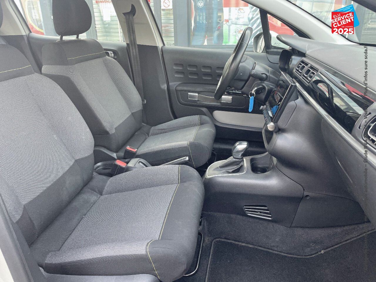 Véhicule d'occasion CITROEN C3 1.2 PURETECH 110CH SS SHINE PACK EAT6 chez Toyota Bar le Duc
