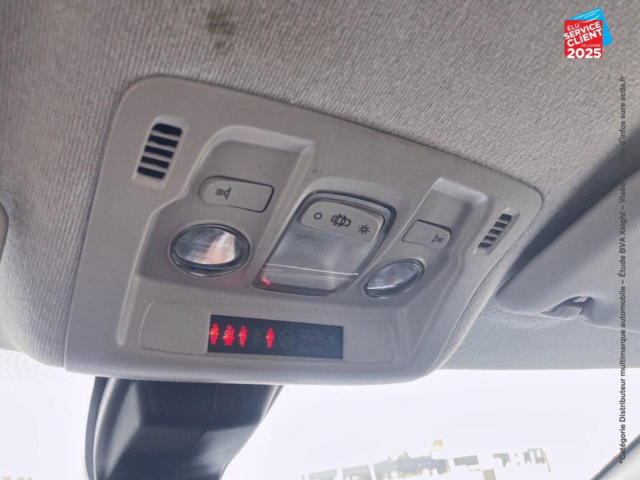 Véhicule d'occasion CITROEN C3 1.2 PURETECH 110CH SS SHINE PACK EAT6 chez Toyota Bar le Duc