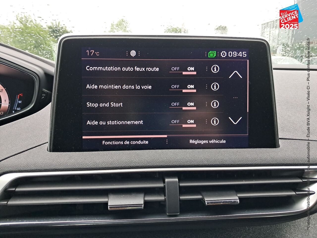 Véhicule d'occasion PEUGEOT 3008 1.2 PURETECH 130CH GT LINE S/S GPS CAMERA CARPLAY chez Renault Saint-Louis