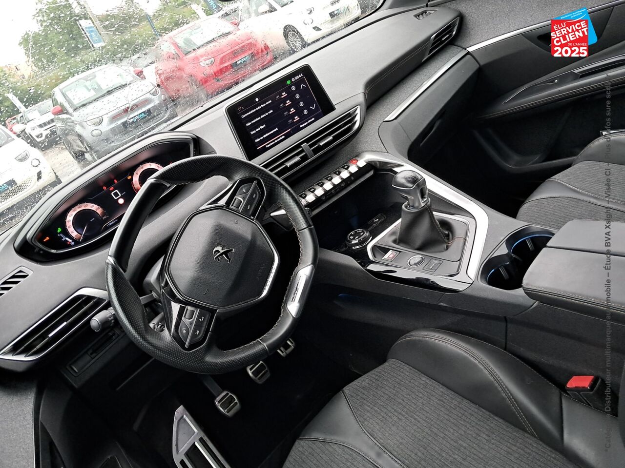 Véhicule d'occasion PEUGEOT 3008 1.2 PURETECH 130CH GT LINE S/S GPS CAMERA CARPLAY chez Renault Saint-Louis