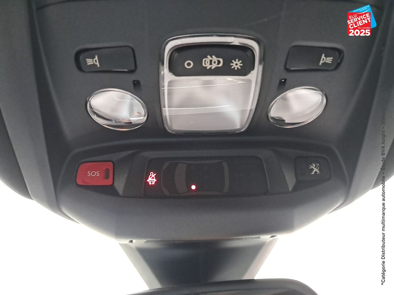 Véhicule d'occasion PEUGEOT 3008 1.2 PURETECH 130CH GT LINE S/S GPS CAMERA CARPLAY chez Renault Saint-Louis