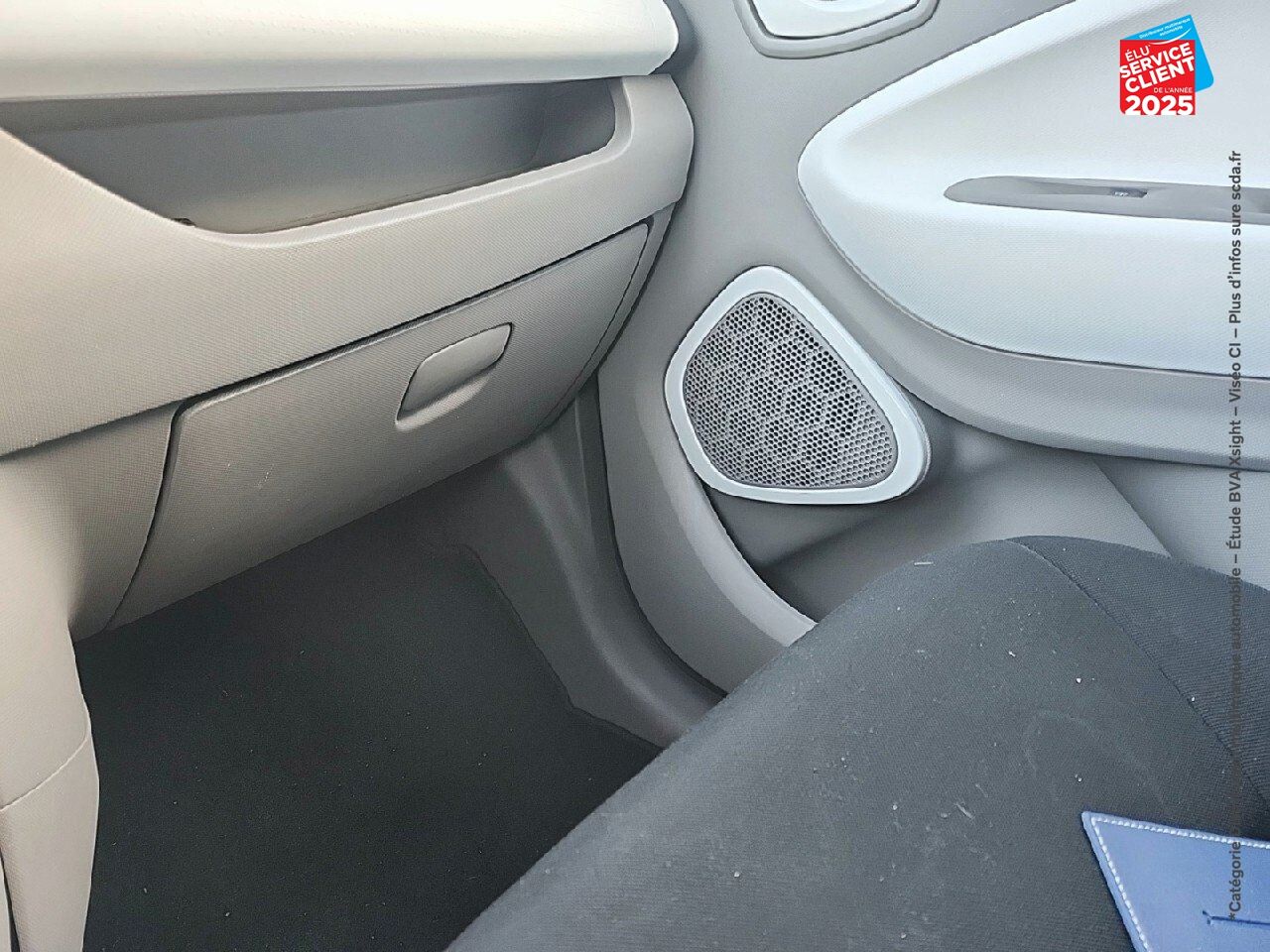 Véhicule d'occasion RENAULT ZOE LIFE CHARGE NORMALE R75 chez Volvo Epernay