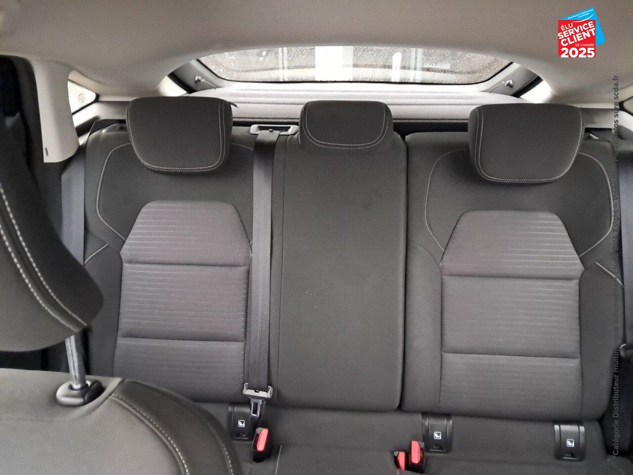 Véhicule d'occasion RENAULT ARKANA 1.3 TCE MILD HYBRID 140CH EVOLUTION EDC -22 chez Fiat Mulhouse