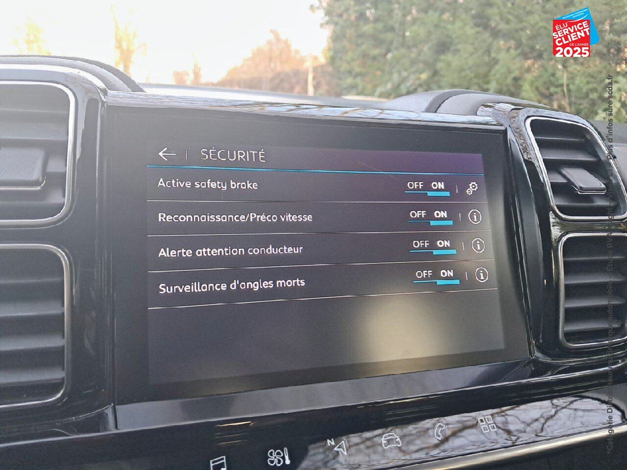 Véhicule d'occasion CITROEN C5 AIRCROSS PURETECH 130CH SS FEEL chez HESS Automobile