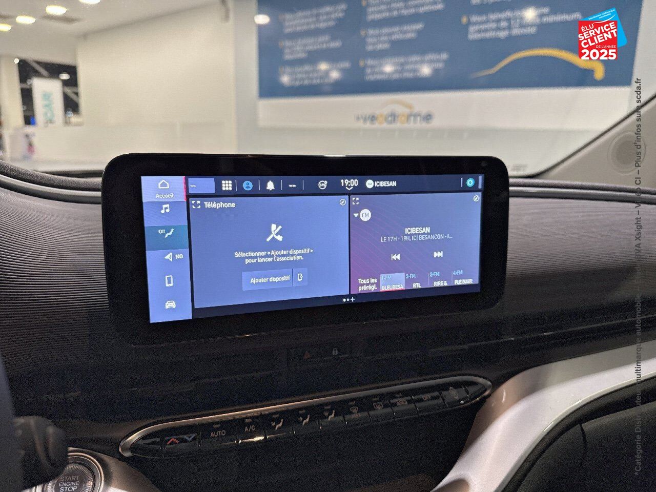 Véhicule d'occasion FIAT 500 E 118CH ICONE PLUS STEP1 2021 TPANO GPS chez Toyota Thionville