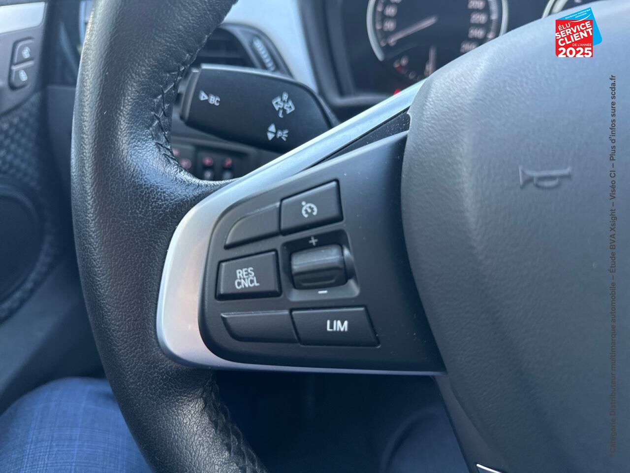 Véhicule d'occasion BMW X1 XDRIVE25EA 220CH BUSINESS DESIGN 6CV CAMERA GPS chez Toyota Bar le Duc