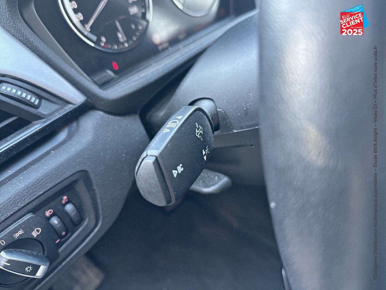 Véhicule d'occasion BMW X1 XDRIVE25EA 220CH BUSINESS DESIGN 6CV CAMERA GPS chez Toyota Bar le Duc