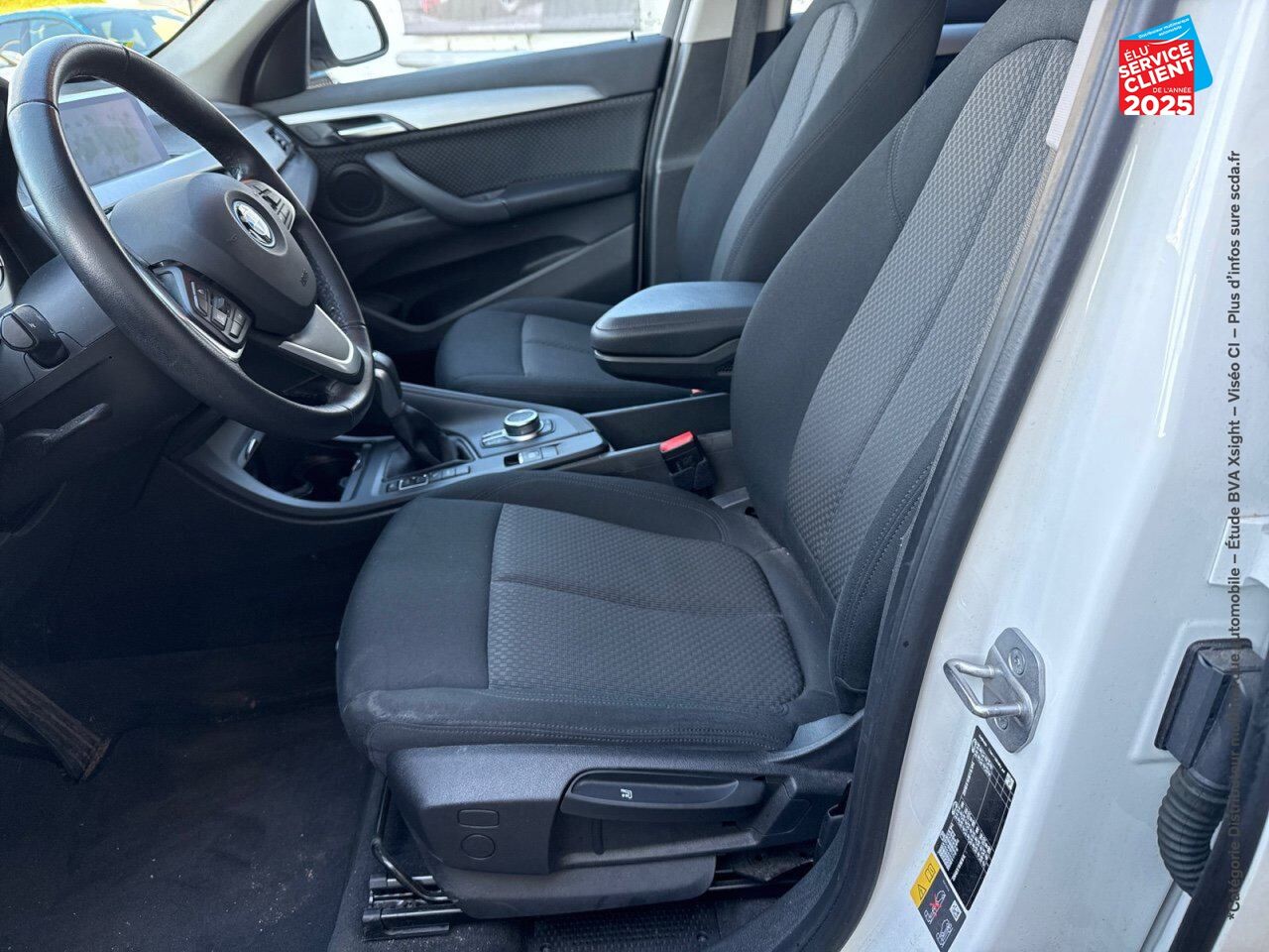Véhicule d'occasion BMW X1 XDRIVE25EA 220CH BUSINESS DESIGN 6CV CAMERA GPS chez Toyota Bar le Duc