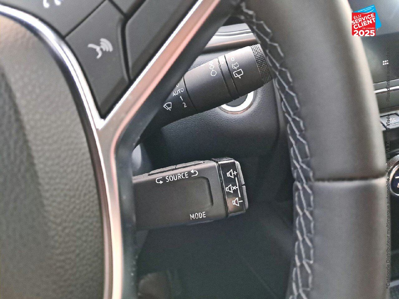 Véhicule d'occasion RENAULT CAPTUR 1.6 E-TECH HYBRIDE 145CH TECHNO GPS CAMERA chez Toyota Thionville