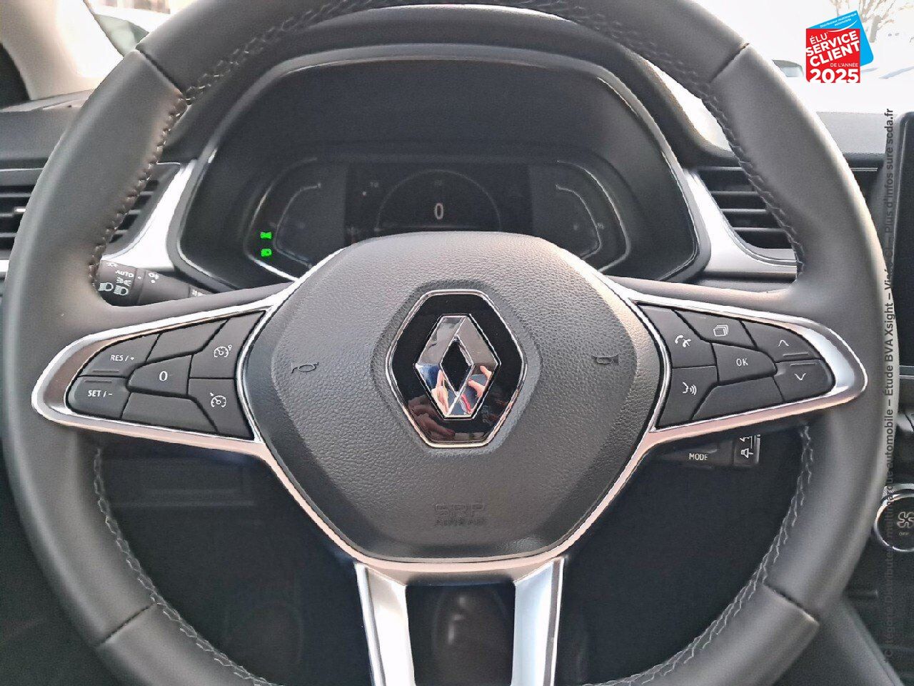 Véhicule d'occasion RENAULT CAPTUR 1.6 E-TECH HYBRIDE 145CH TECHNO GPS CAMERA chez Toyota Thionville