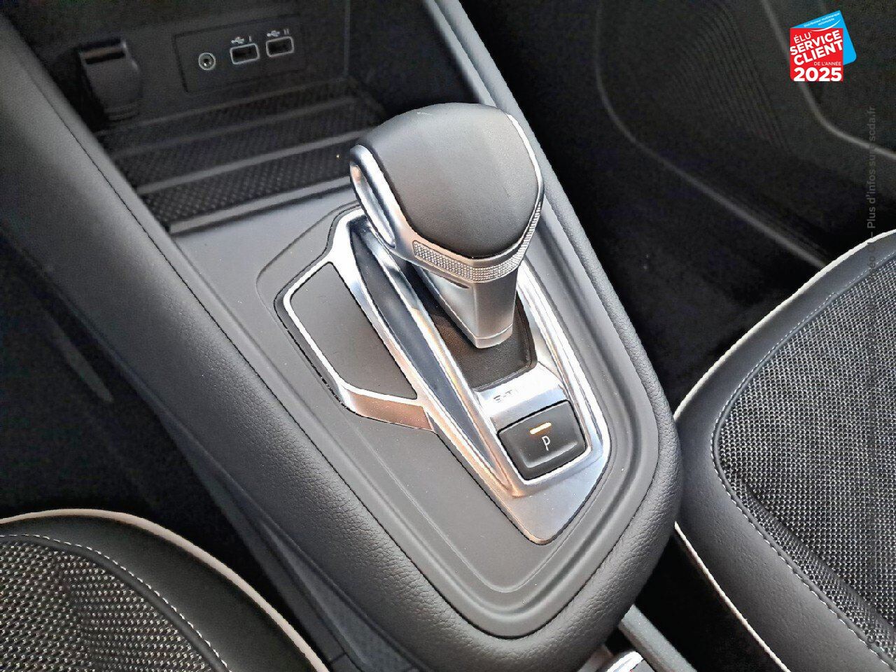 Véhicule d'occasion RENAULT CAPTUR 1.6 E-TECH HYBRIDE 145CH TECHNO GPS CAMERA chez Toyota Thionville