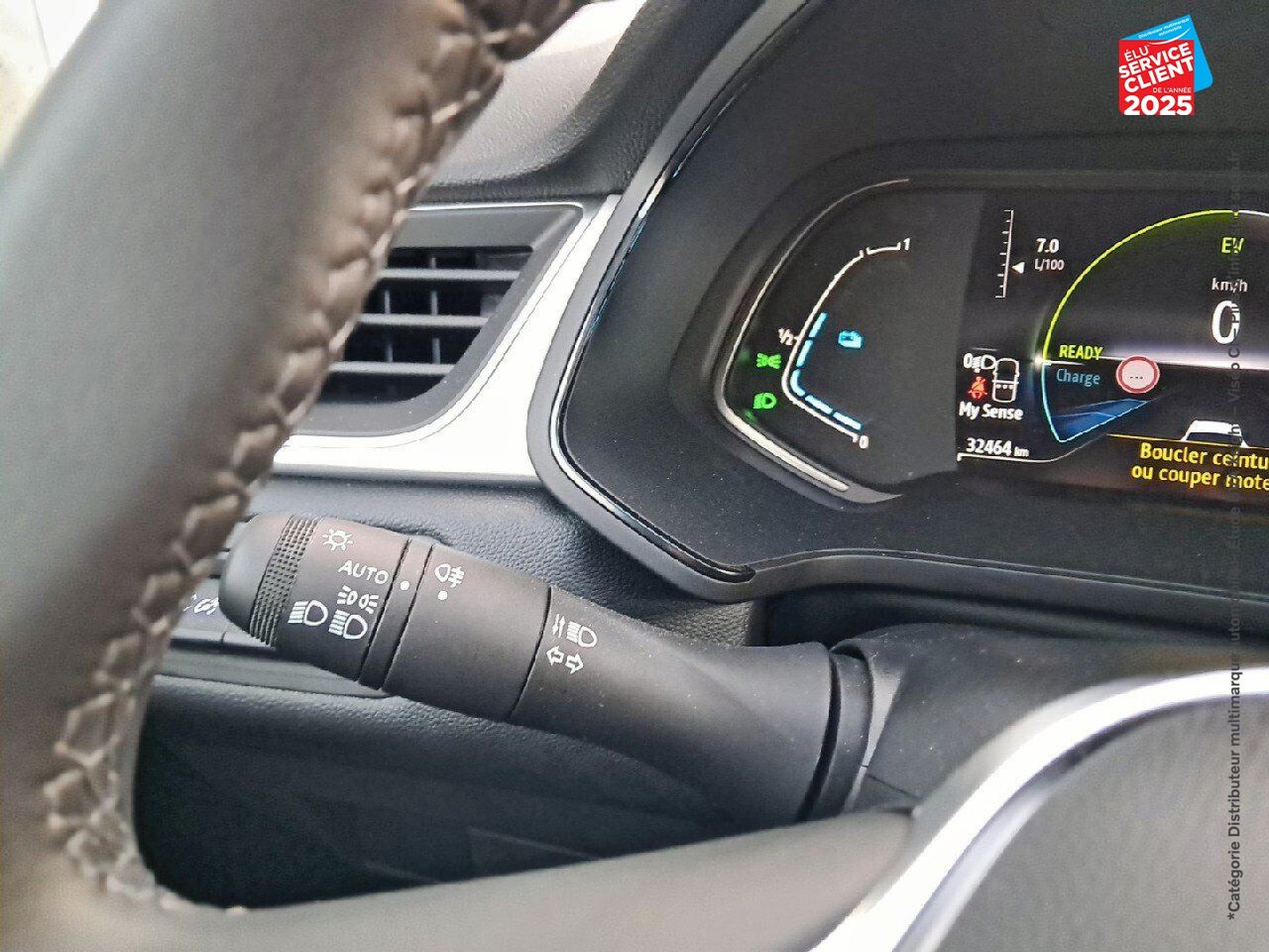 Véhicule d'occasion RENAULT CAPTUR 1.6 E-TECH HYBRIDE 145CH TECHNO GPS CAMERA chez Toyota Thionville