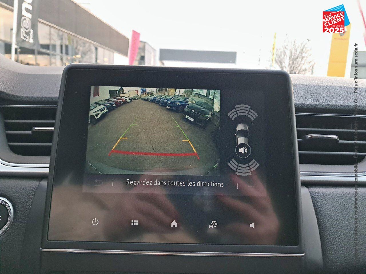 Véhicule d'occasion RENAULT CAPTUR 1.6 E-TECH HYBRIDE 145CH TECHNO GPS CAMERA chez Toyota Thionville
