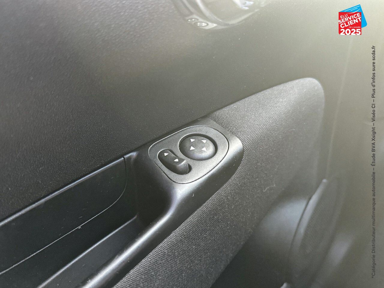 Véhicule d'occasion FIAT 500C 1.0 70CH BSG S/S PACK CONFORT chez Renault Colmar