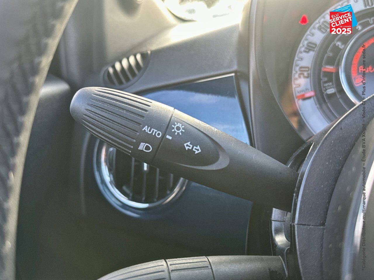 Véhicule d'occasion FIAT 500C 1.0 70CH BSG S/S PACK CONFORT chez Renault Colmar