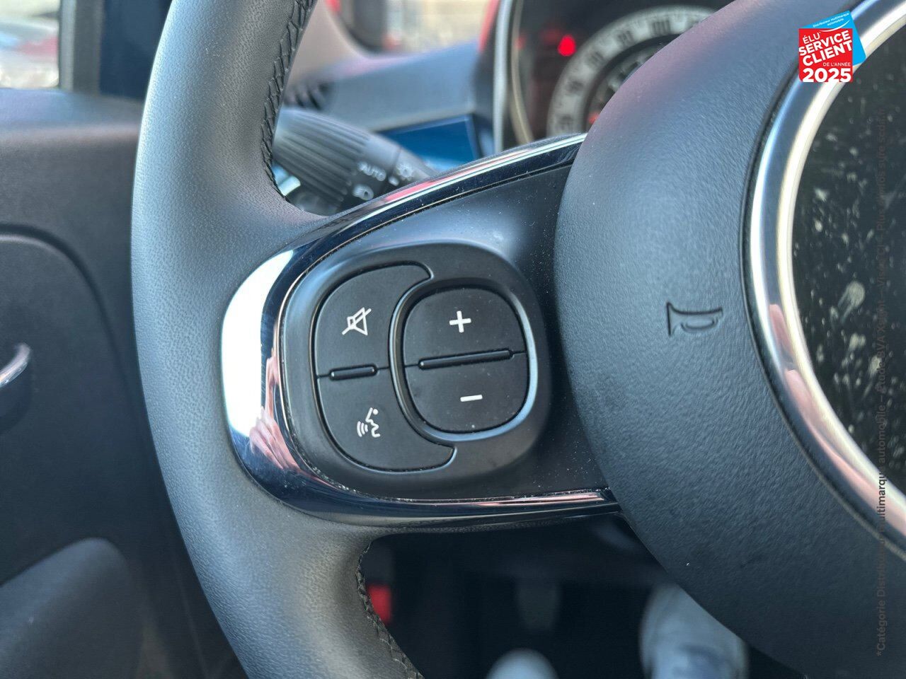 Véhicule d'occasion FIAT 500 1.0 70CH BSG SS PACK CONFORT STYLE chez Renault Saint-Louis