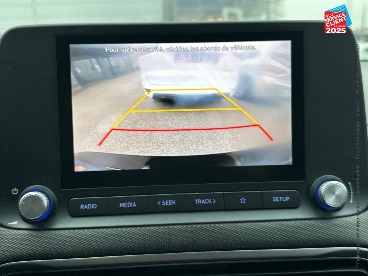 Véhicule d'occasion HYUNDAI KONA ELECTRIC 39KWH - 136CH INTUITIVE CAMERA chez Hyundai Epernay