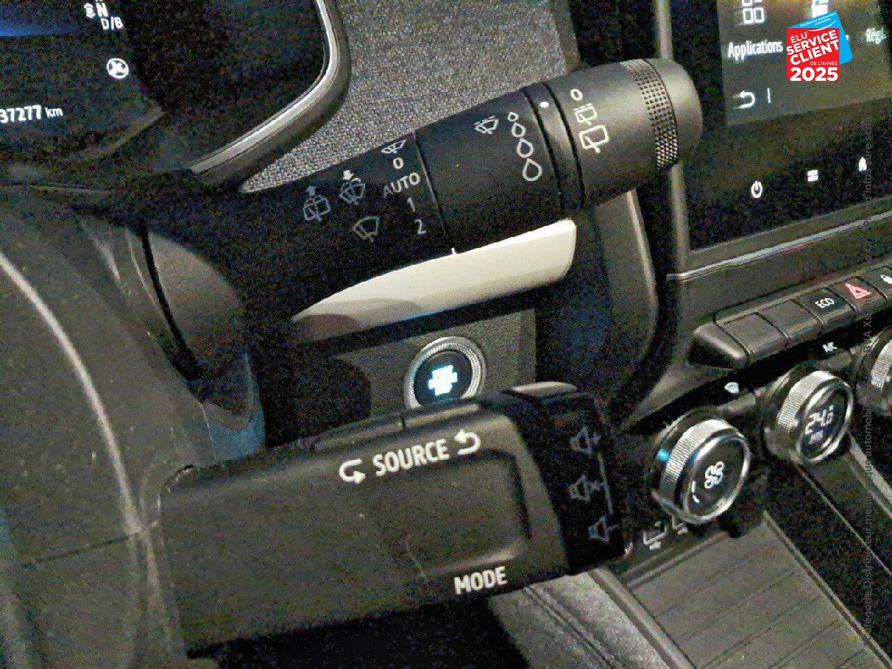 Véhicule d'occasion RENAULT ZOE E-TECH ZEN CHARGE NORMALE R110 ACHAT INTEGRAL - 21 RADAR AR chez Opel Dijon