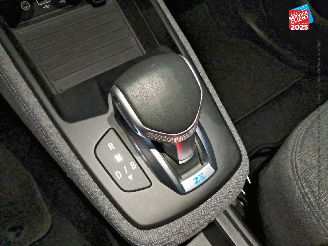 Véhicule d'occasion RENAULT ZOE E-TECH ZEN CHARGE NORMALE R110 ACHAT INTEGRAL - 21 RADAR AR chez Opel Dijon